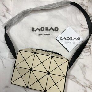 BAO BAO ISSEY MIYAKE Cuboid Geo Zip Crossbody Bag